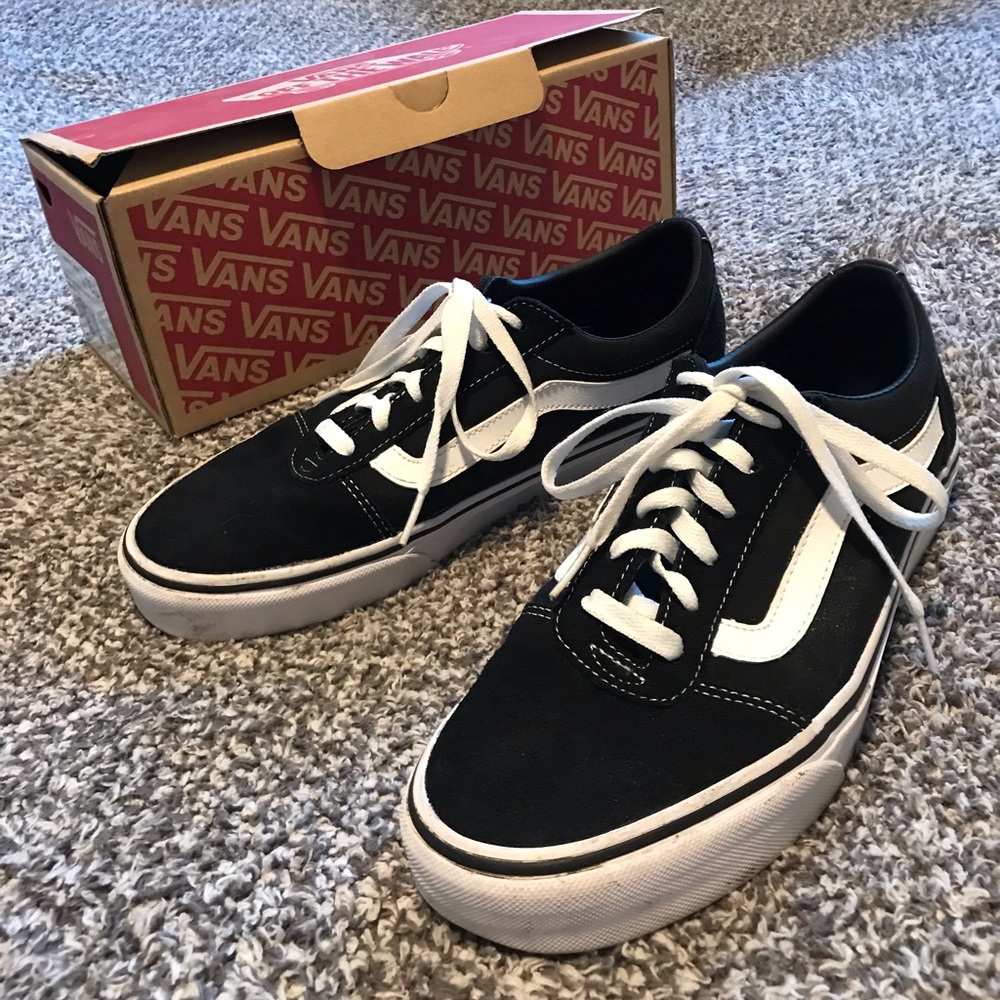 Vans Old Skool Ward Sneakers (suede/canvas)